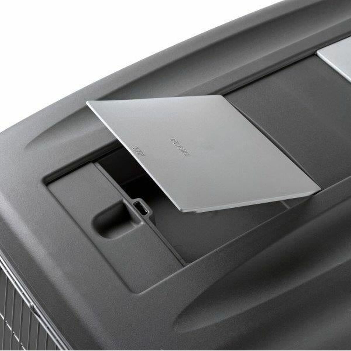 Veofirma Kerbl GULLIVER MEGA Must/Valge Must/Hall Plastmass